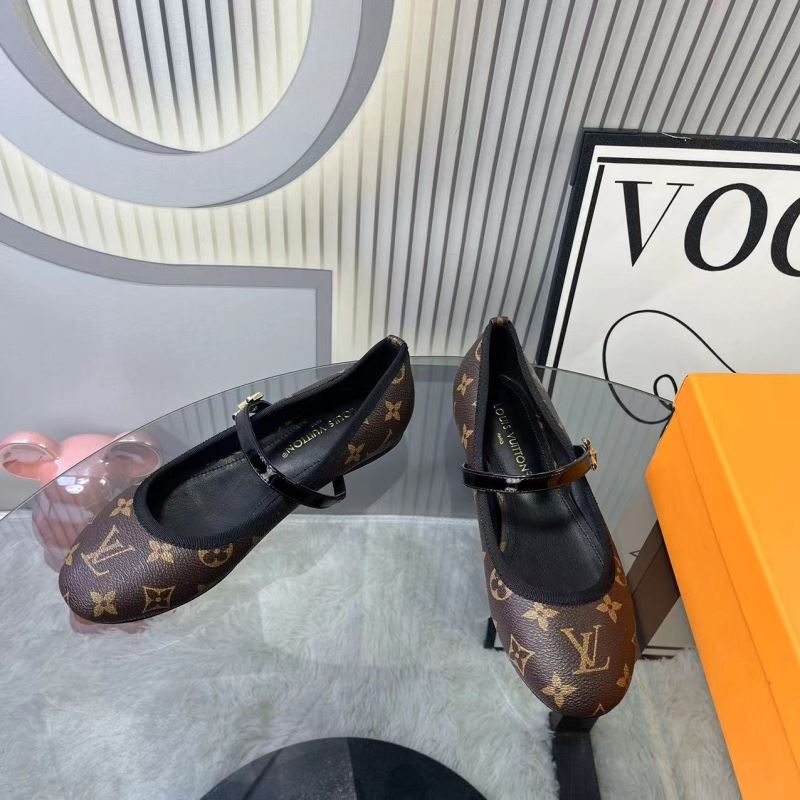 Louis Vuitton Flat Shoes